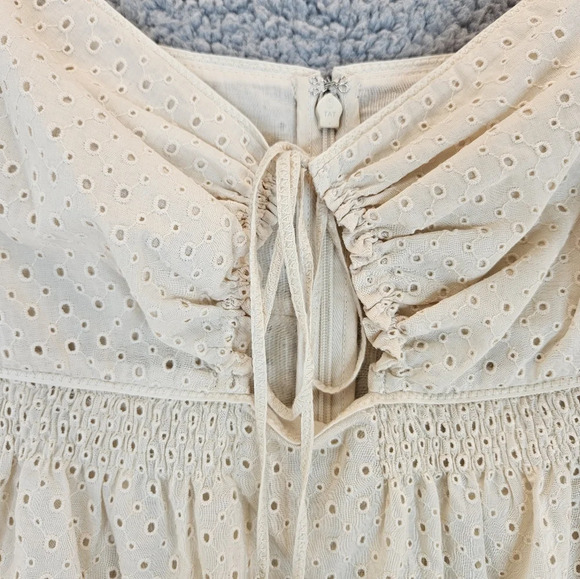 Rebecca Taylor Beige/Cream Lyra Embroidered cutout Midi dress Sz  10 Eyelets - Picture 8 of 16